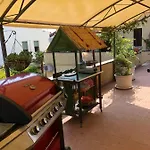 La Terrazza Turisctico Agata ベッド・アンド・ブレックファスト シルミオーネ