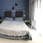 La Terrazza Turisctico Agata 3* シルミオーネ