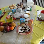 La Terrazza Turisctico Agata シルミオーネ