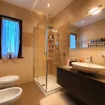 La Terrazza Turisctico Agata 3* シルミオーネ